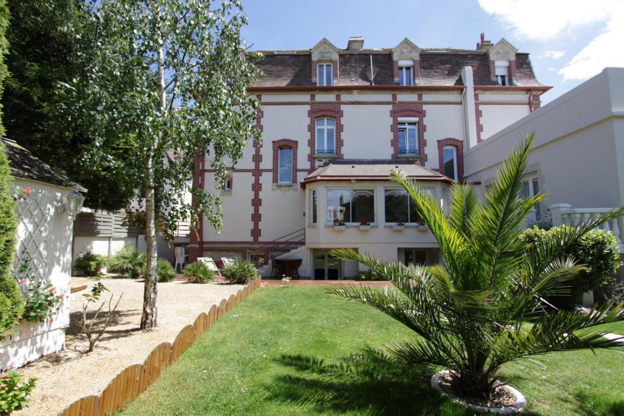 Hotel De La Plage Ouistreham Kültér fotó