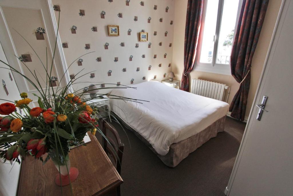 Hotel De La Plage Ouistreham Szoba fotó